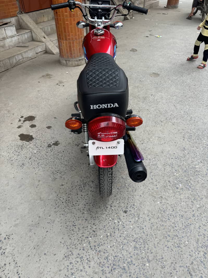 Honda CG 125 2023 4