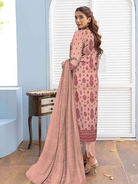 3 pcs Women's Unstitched Lawn Embroidered suit 2