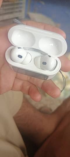 Earbuds