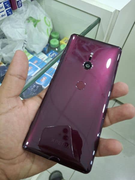 Sony Xperia zx3 3