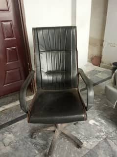 Comfortable chair at a reasonable price 0