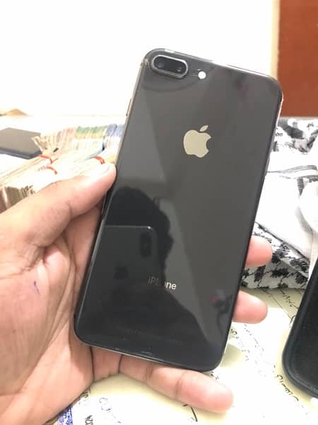 Iphone 8 plus 256 gb pta approved 1