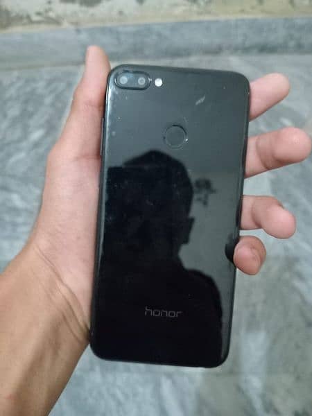 honor N9 4