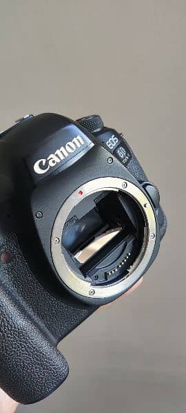 6D Mark ii Canon Full Frame 1