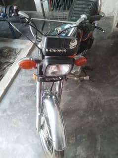 Honda CG 125 | Honda Bike | Bikes | Total Geniune