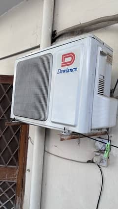 Dawlance 1 ton Split Airconditioner