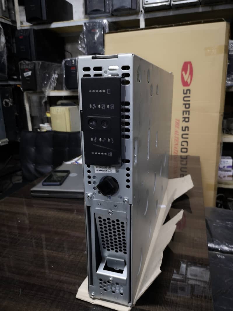 apc smart ups 3000va tower model 48v 2700w  fresh stock avaiable 1