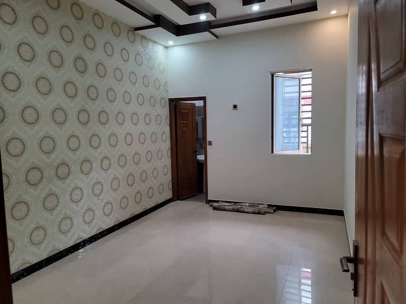 1st Floor single belt 3 bed dd 1250 sqft flat for sale in Karachi University CHS 12