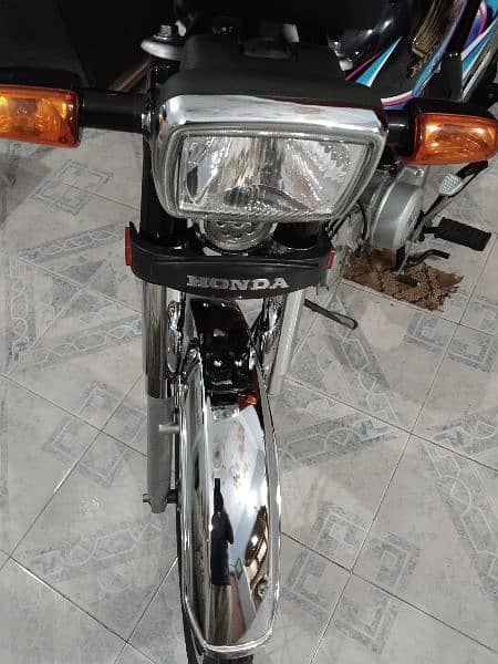 Honda 70 2024 sold 8