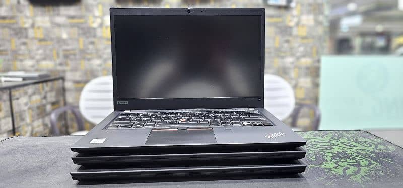 Lenovo ThinkPad T14S Core i7 10th Generation Touch 8