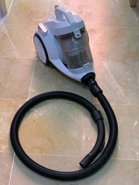 Vaccum Cleaner 1