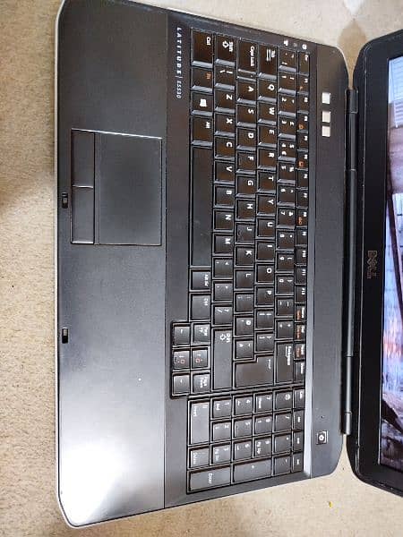 Dell E5530 Slightly Used 1