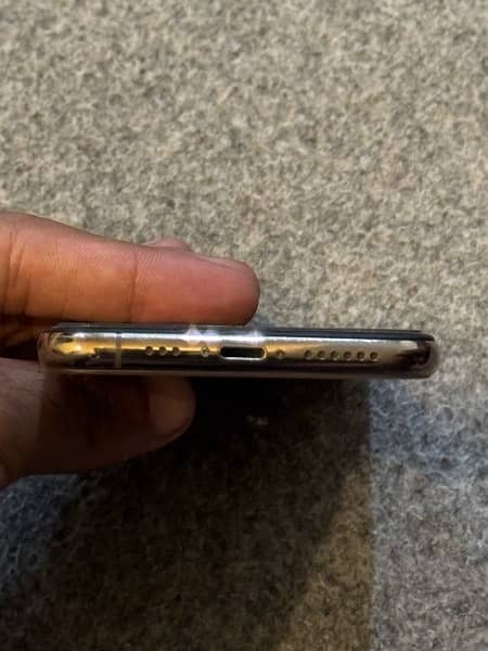 iPhone XS 64GB NON-PTA 2