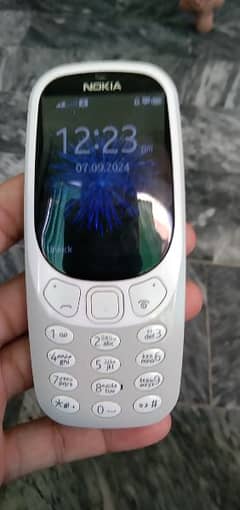 Nokia 3310 in white color