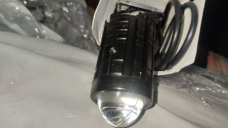 Moter cycle light for sale bilkul daba pack hai 650/rs 3