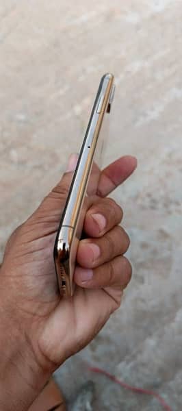 iPhone xs 256gb PTA Approved 5