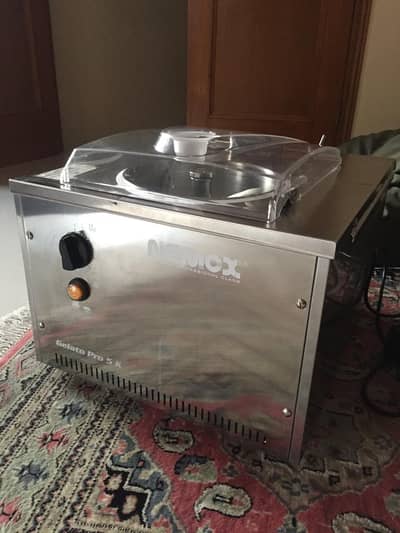 Italian Gelato / Ice Cream machine for professional use