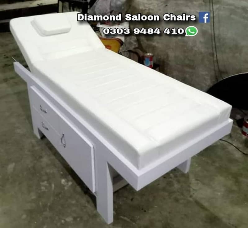 Saloon Chair/Parlour Chair/Facial Bed/Shampoo Unit/Pedicure/Trolley 3