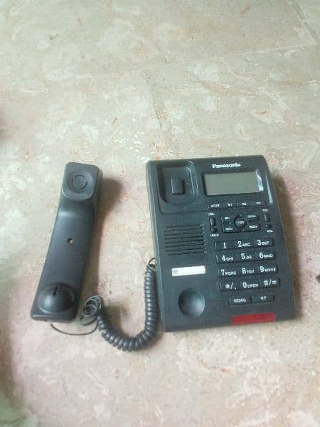 Ptcl telephone landline set urgent sale. 1