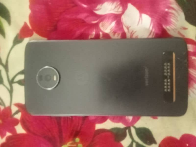 Moto z4 4gb/128gb 1