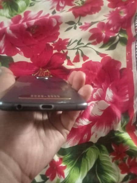 Moto z4 4gb/128gb 5