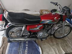 Honda 125 2022/23 biometric available contact no 03369729460