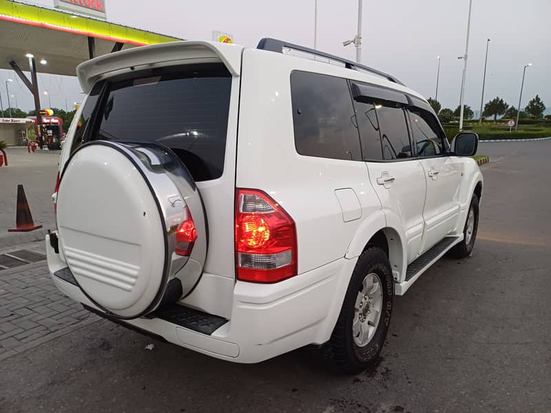 Mitsubishi Pajero 2.8 2003 8