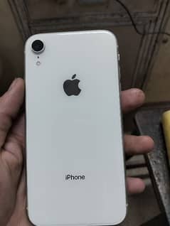 iPhone xR 4.64gb