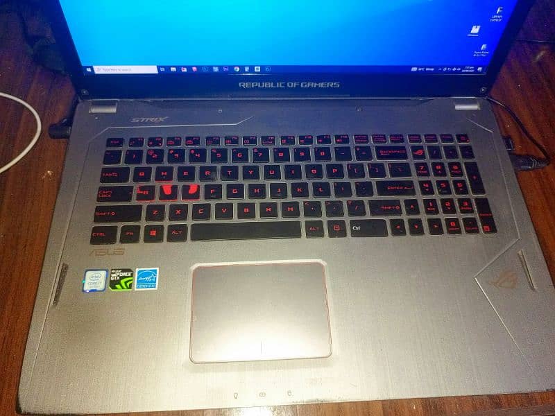 Gaming laptop 9