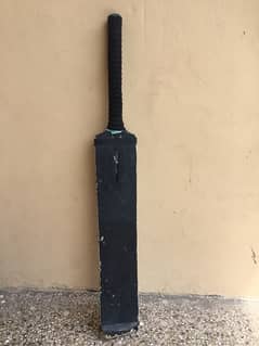 Circket bat 10 to 14 year old