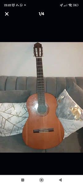 Yamaha C40 Nylon String 2