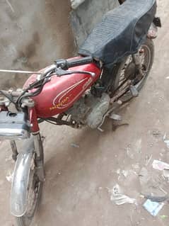 Honda 125 89. model arjat sel