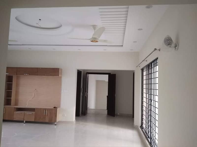 Kanal House 7 Bed Room For Rent In DHA Phase 3-XX 21