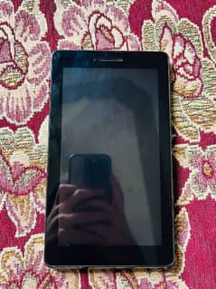 Lenovo tab E7