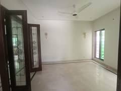 1 KANAL GOOD LOCATION DOUBLE UNIT HOUSE FOR RENT IN SUI GAS SOCIETY PHASE 1