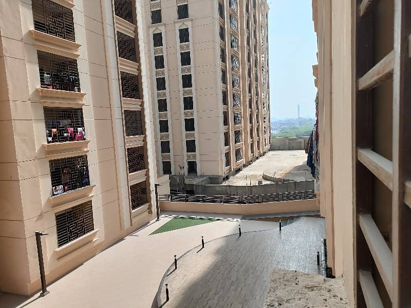 Chapal Courtyard Flat 2 Bed Lounge 9