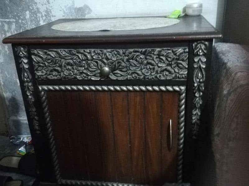 Bed and two side tables brown colour urgent sale 0