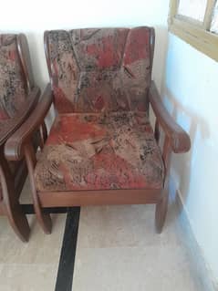 Title: Affordable 5-Seater Sofa Set - Well-Maintained Frame, Worn Foam