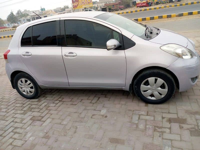 Toyota Vitz 2014 1