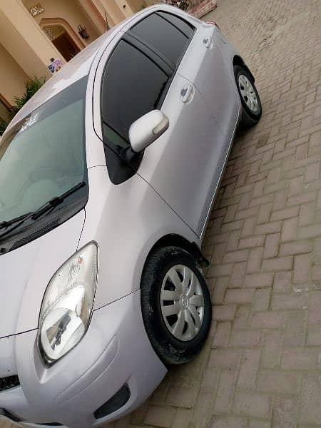 Toyota Vitz 2014 11