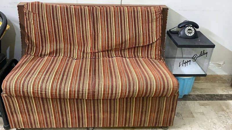 2 seater sofa 1