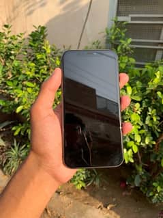 iPhone 11 factory unlocked 64 GB