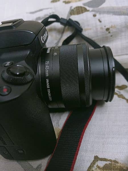 Canon m50 for urgent sale 5