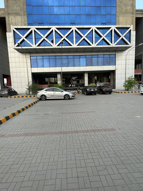 Exclusive 5600 sqft Commercial Plaza for Sale in Koh-i-Noor, Faisalabad 2