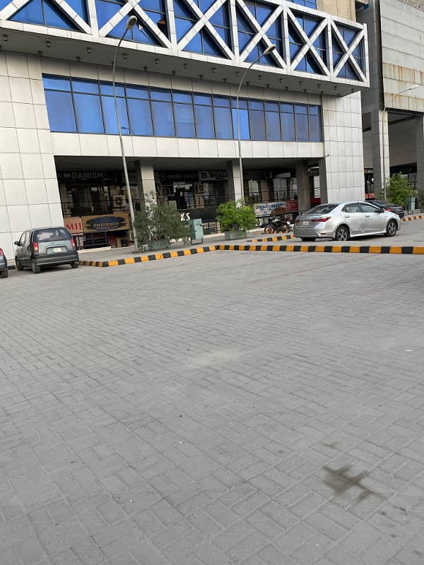 Exclusive 5600 sqft Commercial Plaza for Sale in Koh-i-Noor, Faisalabad 3