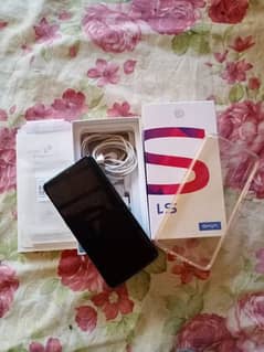 vivo s1 4gb rm 128gb memory contacts my WhatsApp number 03193220622