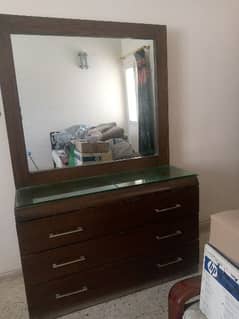 dressing table