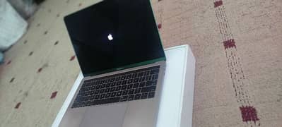 MacBook Pro 2016 - Immaculate Condition