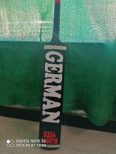 GERMAN BAT FOR SALE 10/10 CONDITION BRAND NEW BAT. . . . . . . . . . . .