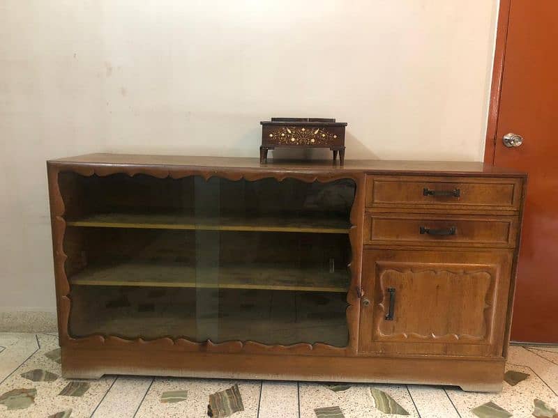 Antique Wooden showcase for sale 0